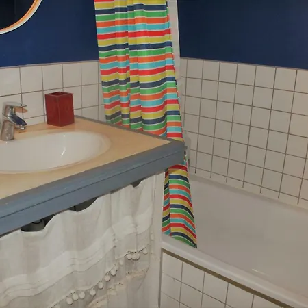 Maison Traditionnelle Au Coeur Historique De Apartman *